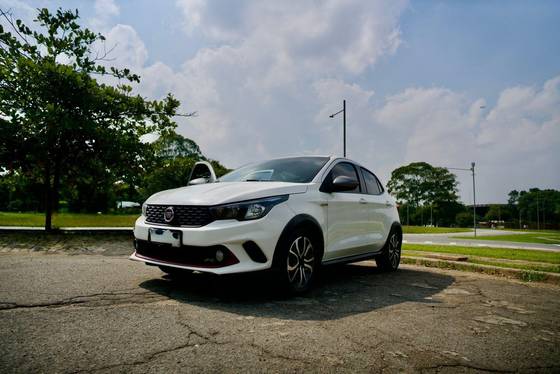 FIAT ARGO 1.8 E.TORQ FLEX HGT AT6